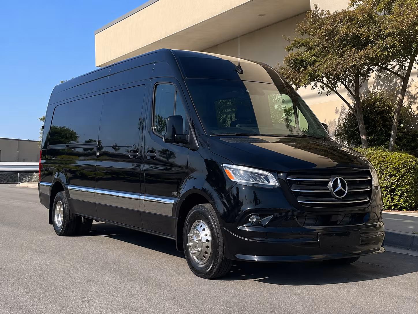 find the perfect transportation for your next prom 4