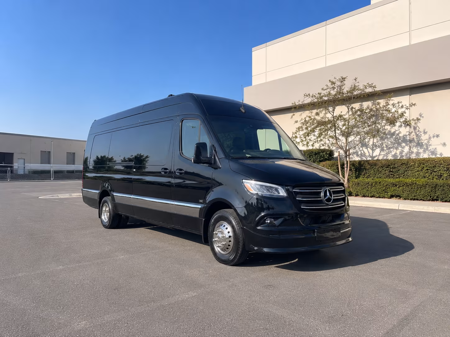 find the perfect transportation for your next wedding 4